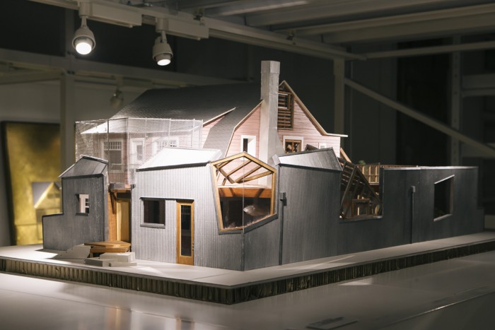 DGT.制作による1979年竣工のフランク・ゲーリー氏の自邸の模型も特別展示されています。
